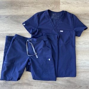 Navy figs scrub set